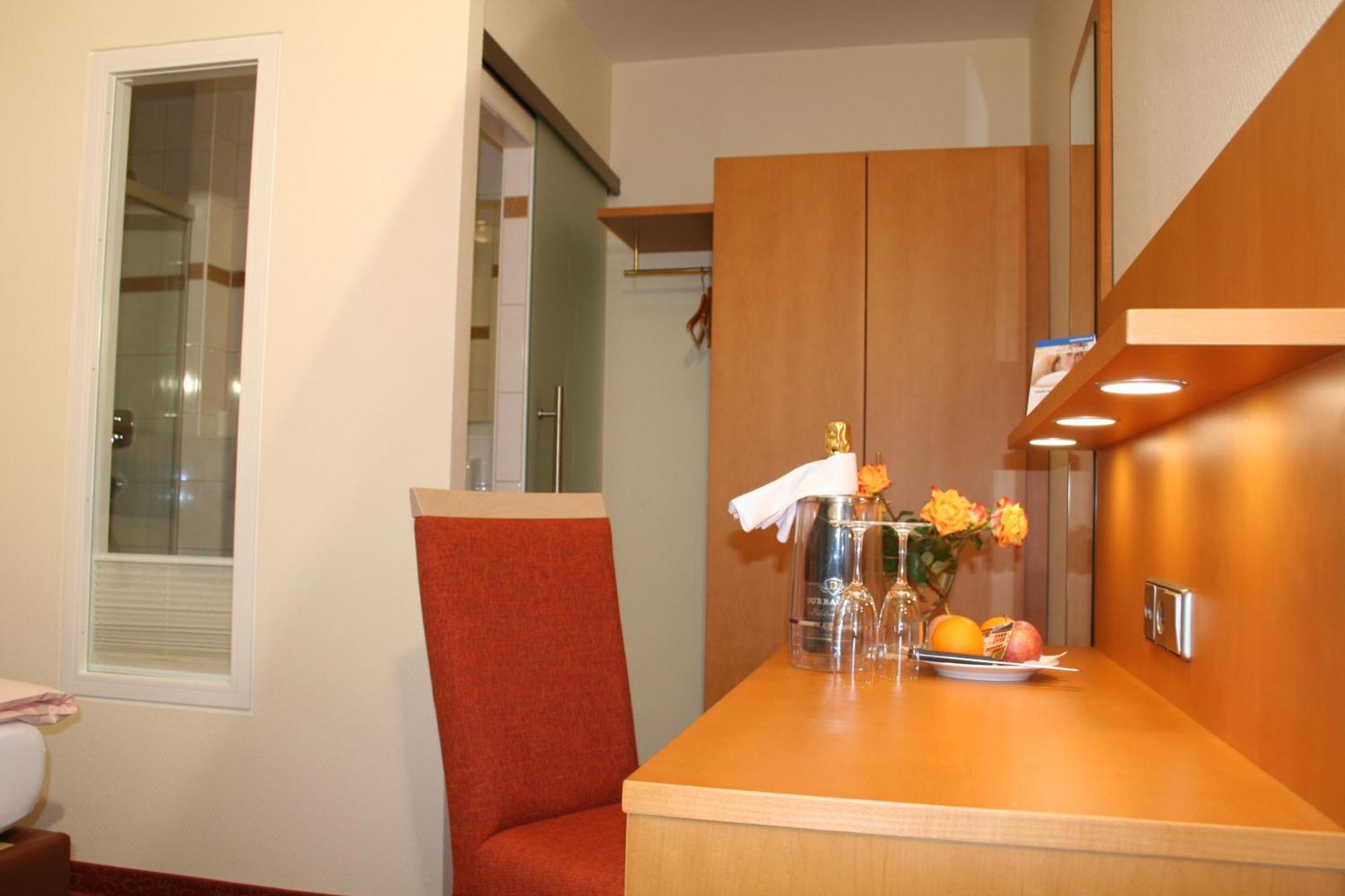 Hotel Sonnenhof Bad Wildbad Rom bilde